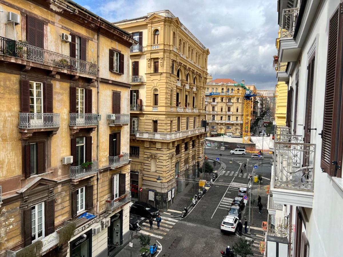 Duomo Inn Apartments Неаполь Экстерьер фото