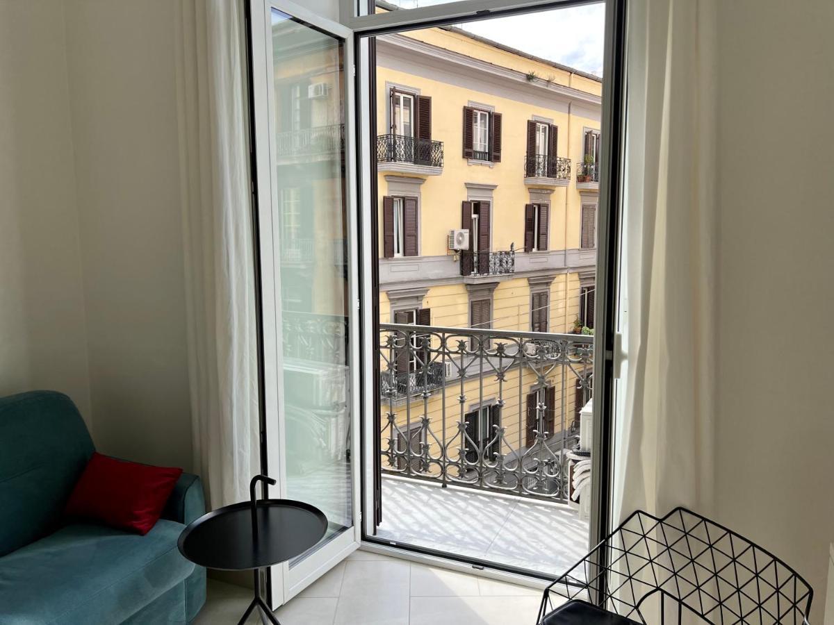 Duomo Inn Apartments Неаполь Экстерьер фото